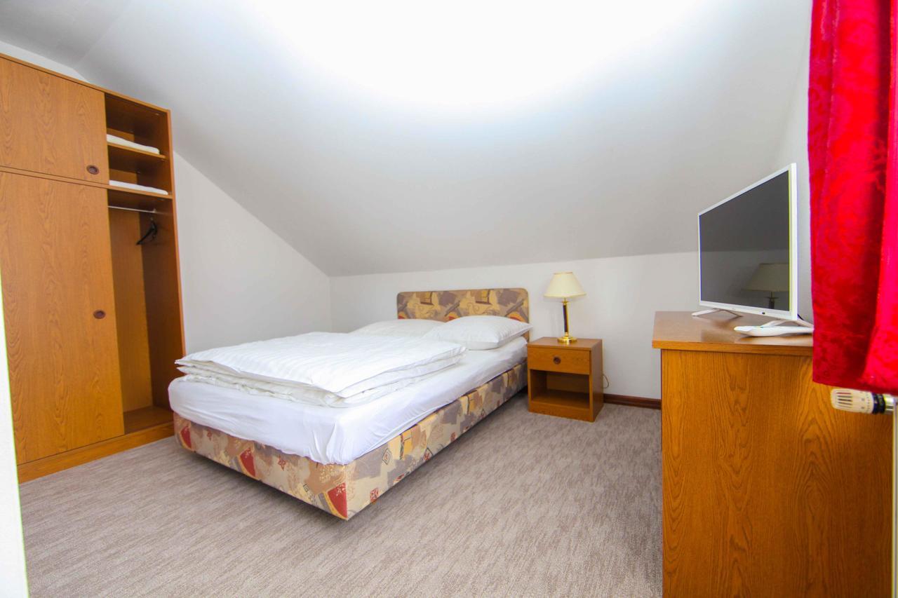 Hard Rock Rooms For Two Livno Eksteriør billede
